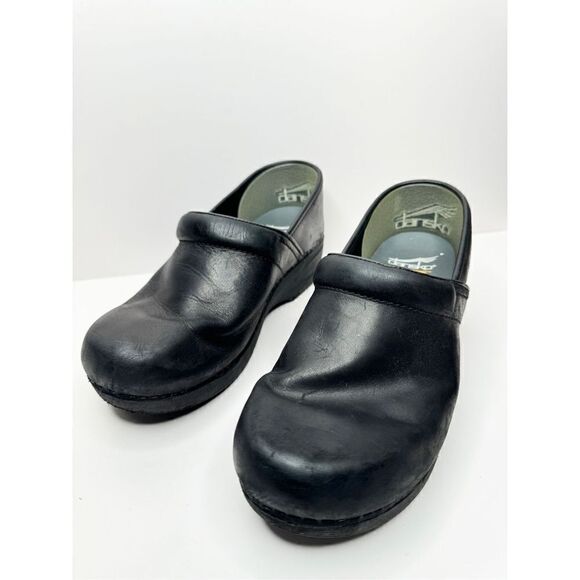 Dansko Clogs Size 8US Matte Black Leather Comfort Slip On Professional Shoes - Picture 2 of 12